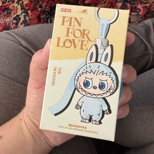 Pop Mart pin for love The Monsters Keychain Letter I i